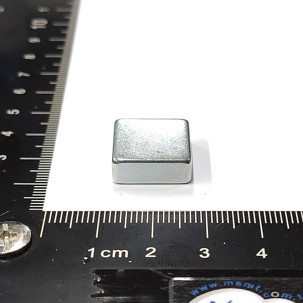 超強釹鐵硼磁鐵-L16x16x6-ND35-Zn