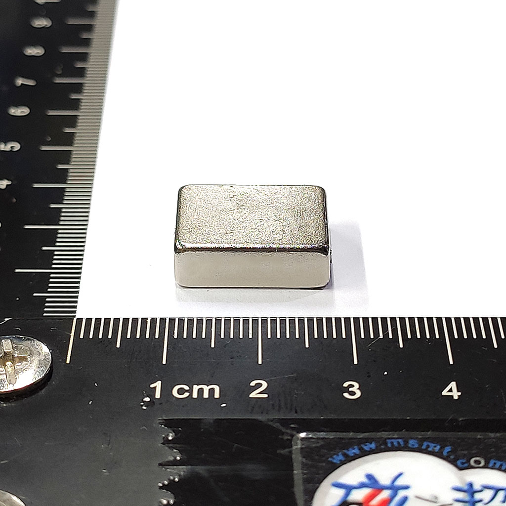 超強釹鐵硼磁鐵-L17.8x13x6-ND35