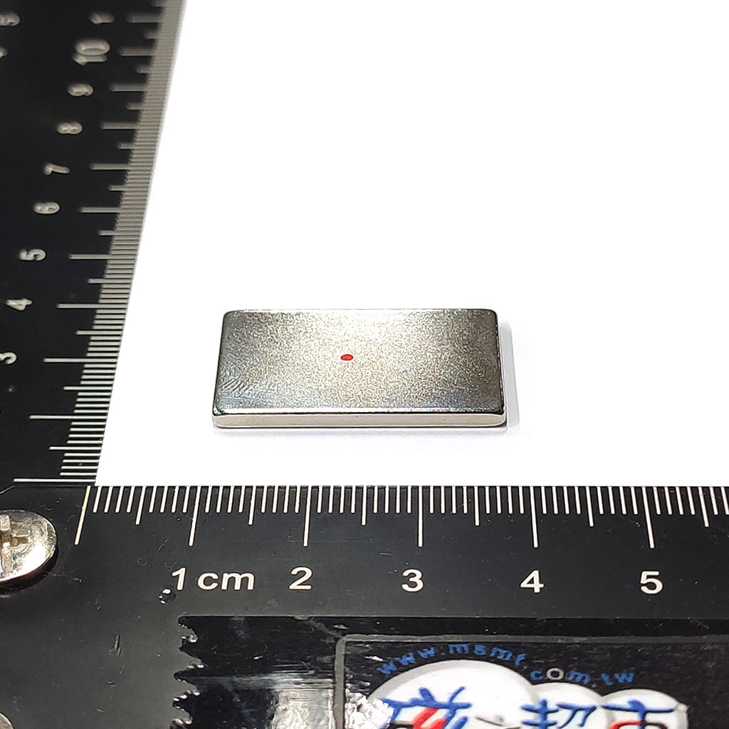 超強釹鐵硼磁鐵-L27.85x16.85x2-ND52-N紅點