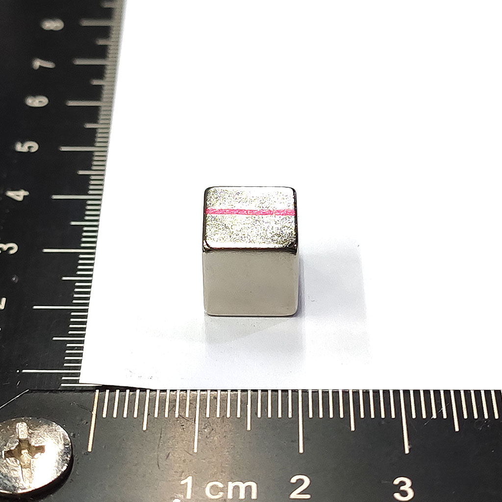 L10x10x10mmT(ND52、N極記號)-燒結釹鐵硼磁鐵