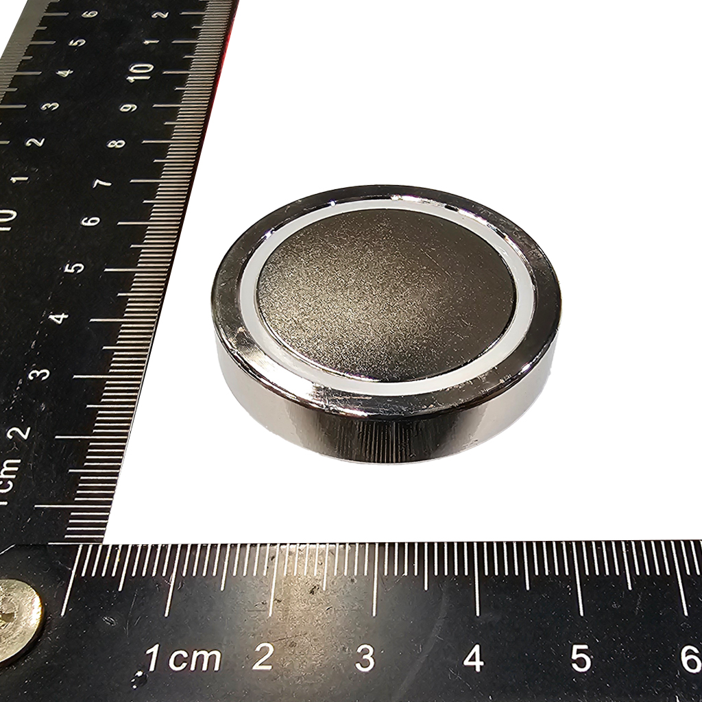 磁性吸座-圓-POT08-MHND 鐵殼D32x18mmT(M6螺牙孔)+釹鐵硼磁鐵+掛鉤_磁鐵吸附面