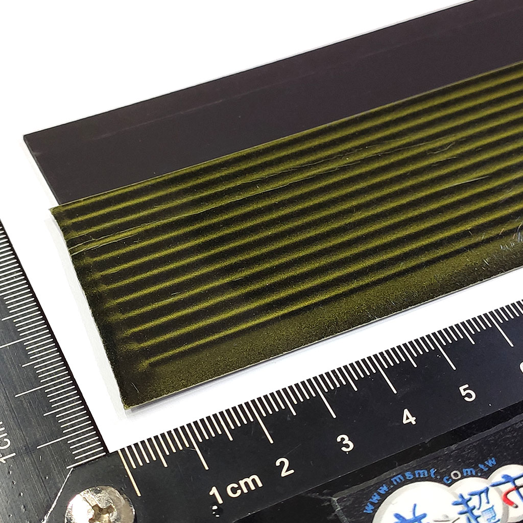 軟性橡膠磁鐵-L160x55x1+TAPE-RM2-磁波卡觀看磁極分佈