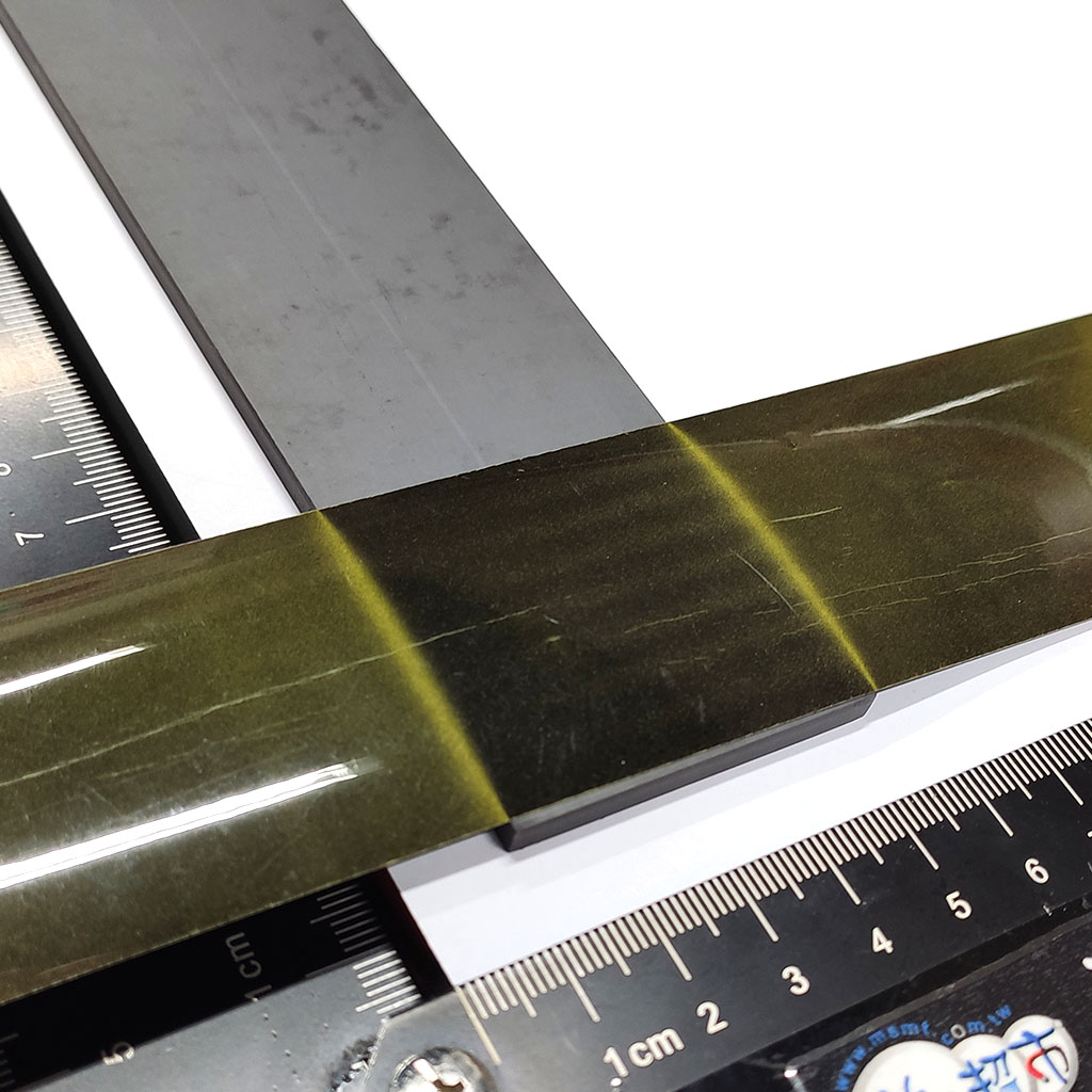 軟性橡膠磁鐵-L190x44x4-RM2-上下充-磁波卡觀看磁極分佈