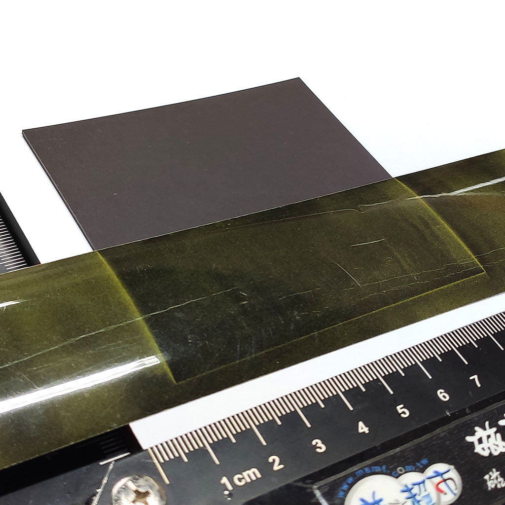 軟性橡膠磁鐵-L80x80x1-RM2-上下充-磁波卡觀看磁極分佈